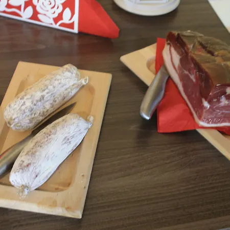 Sant'andrea Nocleg ze śniadaniem 4*